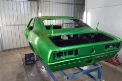 paint-panel-green-sedan-workshop